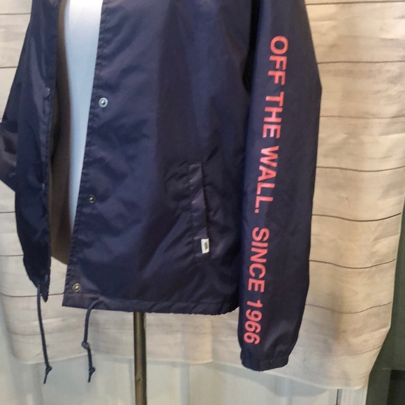 Vans wind breaker-Size XS - Picture 2 of 3